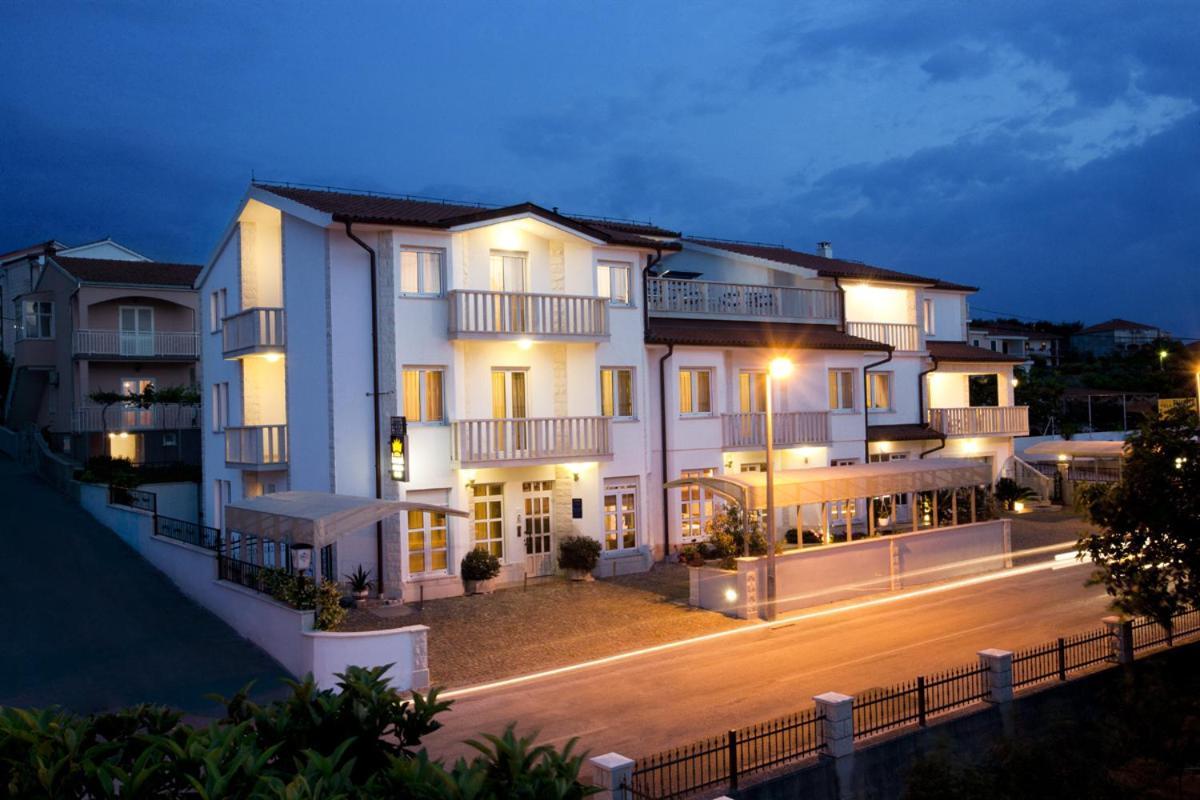 Villa Kruna Grada Trogir Eksteriør bilde