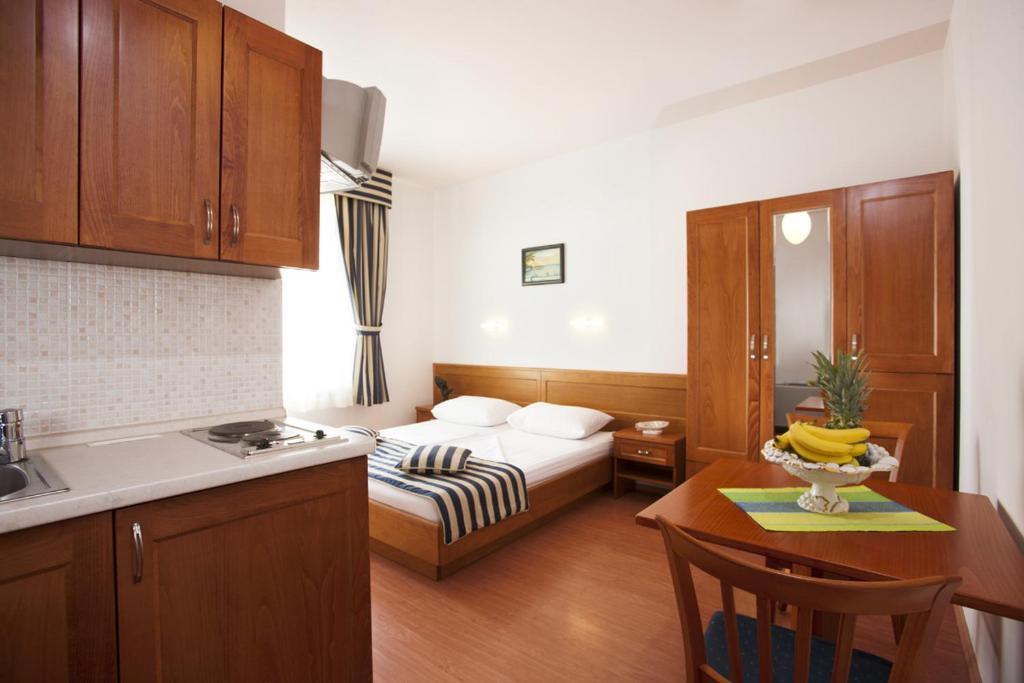Villa Kruna Grada Trogir Rom bilde